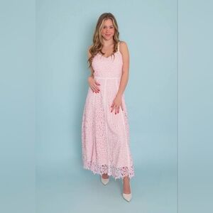 Elegant Pink Lace Maxi Dress
